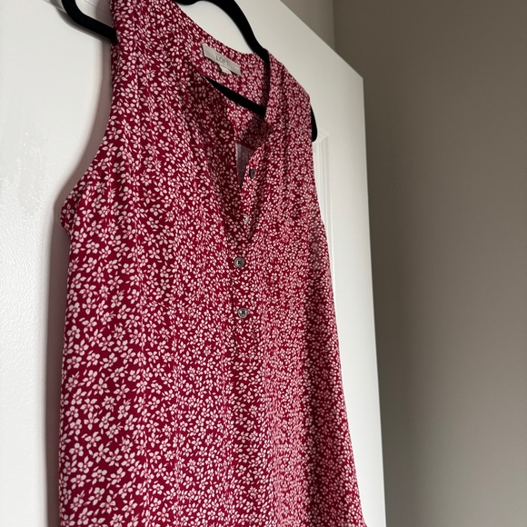 LOFT Floral Mixed Media Henley Shell, Raspberry Pop Red, Size Large - EUC - Picture 2 of 9